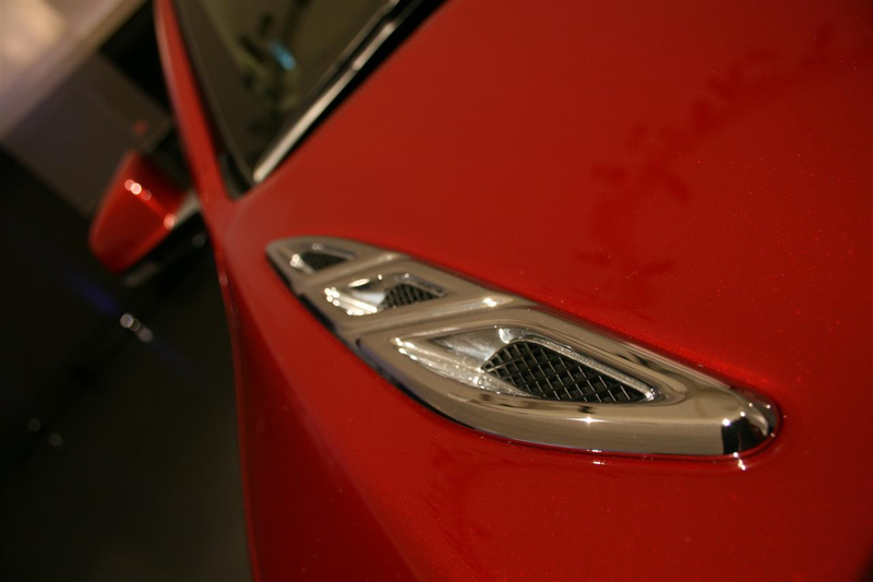 Illustration for article titled 2010 Buick LaCrosse: Blue Hair No More!